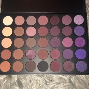Eyeshadow Palette